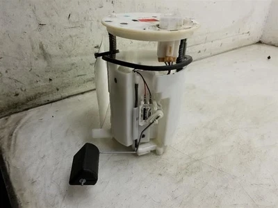 09-16 MONTAJE BOMBA COMBUSTIBLE TOYOTA VENZA 3.5L 6CYL TRACCIÓN DELANTERA  Foto 1 de 4