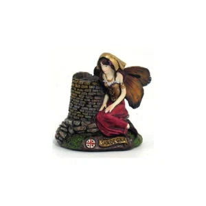 Pixies souvenir dela Sardegna con nuraghe fata Janas in resina gadget - Foto 1 di 1