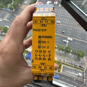 Relé de seguridad de 24 V para PILZ PNOZ X1P 787100 - Imagen 1 de 1