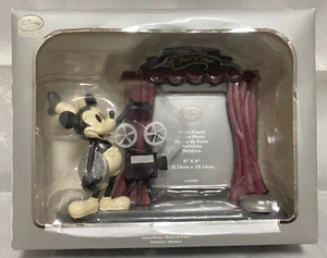 Steamboat Willie : Mickey Mouse Figure Photo Frame Disney Store Tokyo Exclusive - Picture 1 of 7