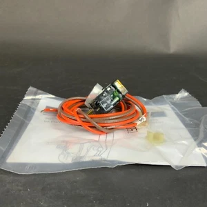 EATON UVR024DPK UNDERVOLTAGE RELEASE - NEW IN BOX ($200 OBO) - Foto 1 di 4