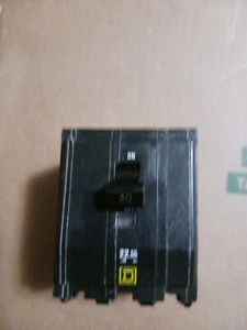 Square D QOB330VH 22K 3-polig 30 Amp 240V AC 3-phasig QOB Anschraubschutzschalter - Bild 1 von 2