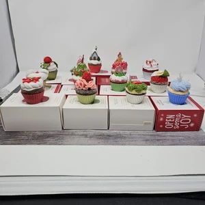 Konvolut 13 Punzen Ornamente WEIHNACHTEN CUPCAKES Serie 1-11, 13-14 fehlt 2021 - Bild 1 von 10
