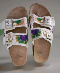 Dirty Laundry Crochet Sandals Women Sz 9 Slip On Shoes Boho Cute Hippie  Flat - Picture 1 of 10
