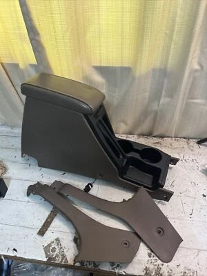 Toyota 4Runner 1999-2002 fabricante de equipos originales roble central marrón consola portavasos tapa de cuero Foto 1 de 4