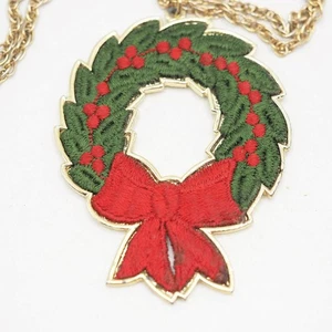 Weihnachtskranz Anhänger mit Halskette Modeschmuck - Bild 1 von 3