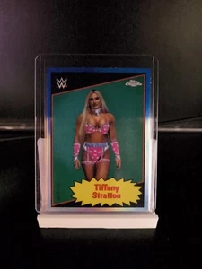 TIFFANY STRATTON WWE Topps Chrome 2025 - 1985 Refractor /150 - Bild 1 von 3