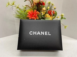 Estuche cosmético/vanidad de cuero caviar Chanel CC - Imagen 1 de 19