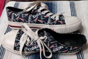 Foco women's size 8 New England Patriots canvas sneakers NFL football fan - Picture 1 of 9