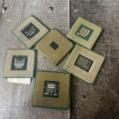 Mixed Lot Of 6 Intel And AMD Processors Scrap Or Gold Recovery As Is For Parts - Image 1 of 4