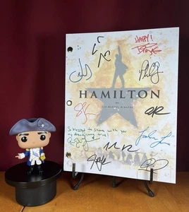 Scénario signé Hamilton - réimpressions autographes - 146 pages - comédie musicale Hamilton Broadway - Photo 1/11