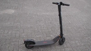 Segway Ninbot E22D E-Roller Scooter -defekt- - Bild 1 von 14