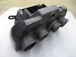 Kawasaki KZ1000J KZ1000 KZ 1000 J 1981-83 CAJA FILTRO AIRE AIRBOX 11010-1142 BOTAS - Imagen 1 de 10