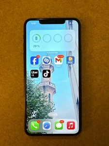 Apple iPhone 11 Pro Max - 64 GB - Green (Unlocked) - Picture 1 of 2