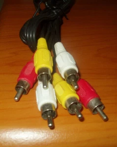 3 RCA plugs to 3 RCA plugs 42 inch cable - Picture 1 of 3