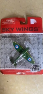 Rare Vintage Sky Wings WW2 Series Spitfire Fighter Plane Model - Picture 1 of 1