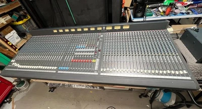 Mezclador Soundcraft K2 48 canales Foto 1 de 4
