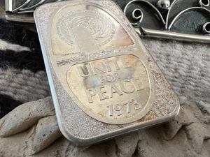 Barra de arte de plata .999 vintage UNITE FOR PEACE 1973 1 oz UNITED STATES SILVER CORP. - Imagen 1 de 3