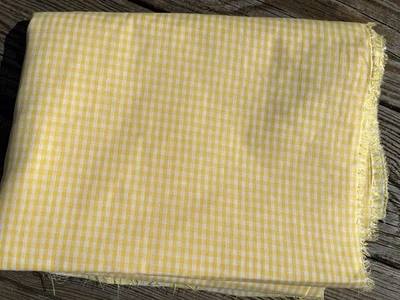 Tela de guinga amarilla de 3,5 yardas - 8 cuadrados por pulgada - 3,5 yardas X 43" de ancho Foto 1 de 4