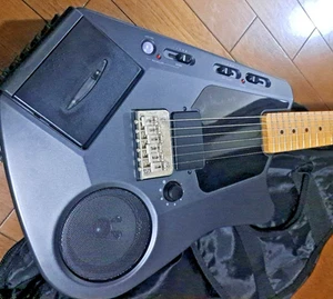 Casio EG-5 Negro EleKing Guitarra Cassette Altavoz No Requiere Amplificador Externo - Imagen 1 de 7