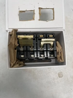 SIEMENS ITE EQ-9483 Main Breaker EQ-P 2P 200A 120/240VAC - Image 1 of 4