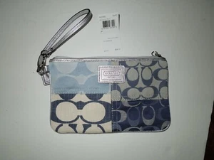 NWT Coach Signature Silver/Denim/Multi F47682 Patchwork Large Flat Wristlet - Picture 1 of 2