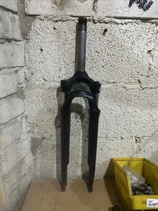 700c Suntour NEX 63mm Travel Fork 1 1/8” Threaded Disc Brake E-Bike Ready Q/R - Picture 1 of 15