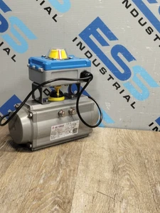 AIR TORQUE DR00100U AJA PNEUMATIC VALVE ACTUATOR W/ CCE8ASTAZ2JS VALVE INDICATOR - Picture 1 of 6