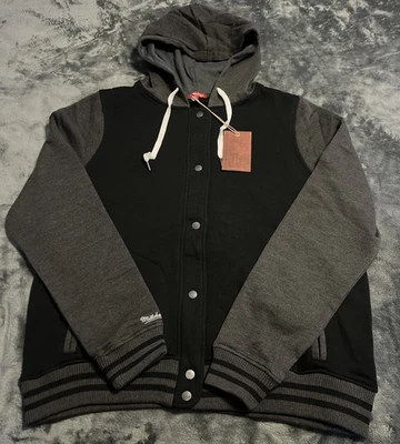 Chaqueta larga con capucha Mitchell & Ness Letterman XL para hombre negra/gris Foto 1 de 4