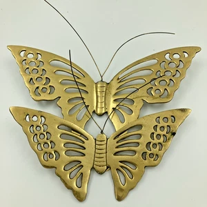 Juego de 2 colgadores de pared mariposas decoración mariposas 10" y 8" de latón macizo - Imagen 1 de 8