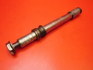 CBR400R AERO NC23 VORDERRADSPINDEL - Bild 1 von 5