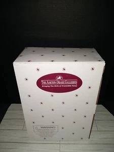 The Ashton Drake Galleries President Barack Obama & Michelle Collectible Dolls - Picture 1 of 11