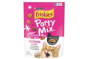Purina Friskies Party Mix Chicken Turkey & Bacon Treats for Cats - Picture 1 of 1
