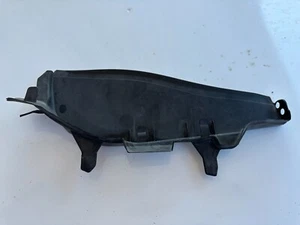 Cubierta para parabrisas exterior derecho BMW E46 m3 cubierta-derecha 8208480 - Imagen 1 de 6