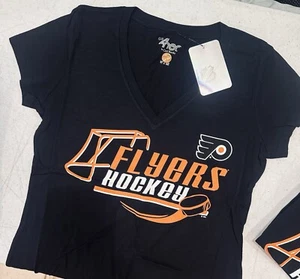 Philadelphia Flyers NHL Women’s V-Neck S/S Shirt G-III 4her Carl Banks (L) - Picture 1 of 3