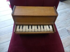 Piano jouet bois ancien