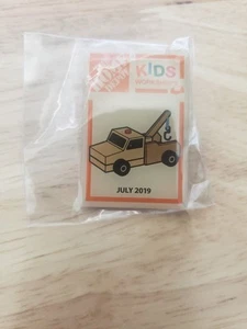 Home Depot Kinder Werkstatt Abschleppwagen - nur Pin - Bild 1 von 2