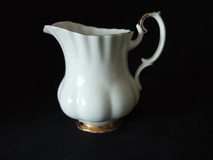 Royal Albert Val D'Or Bone China Small Milk Cream  Jug (Coffee set) - Picture 1 of 4