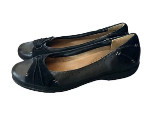 CLARKS UNSTRUCTURED WOMENS BLACK LEATHER FLATS SZ. 8.5 M SLIP ON SHOES EUC - Picture 1 of 5