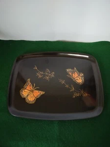 Bandeja negra moderna de mediados de siglo COUROC OF MONTEREY con diseño mariposa, 12 x 8 - Imagen 1 de 5