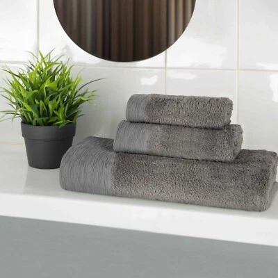 Rayon from Bamboo Blend Eco-Friendly Fluffy Soft Modern Solid 3-Piece Towel Set - Image 1 of 3