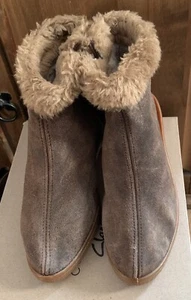 ladies Italian brown suede ankle boots Size 4 - Picture 1 of 4