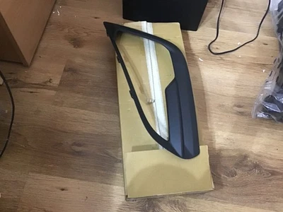 Ford Eco Sport MK2 Genuine Left Front Fog Lamp Cover 2105420 Genuine Ford Parts - Image 1 of 2