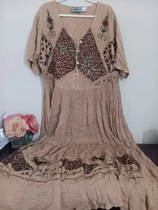 SELECT Womens Dress Sz 1X Brown Gauze Pleated Floral Embroidered - Picture 1 of 6