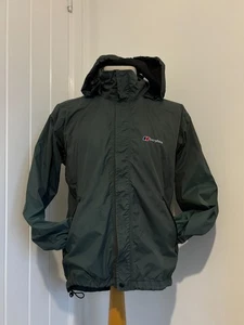 Berghaus Men’s AquaFoil Jacket Size Small Green Hooded Rain Coat Windbreaker - Picture 1 of 19