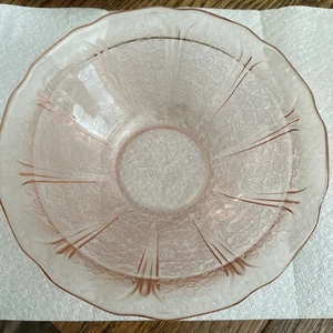 Jeanette Cherry Blossom Pink Depression Glass Serving Bowl 8.5”x2.5” - Picture 1 of 4