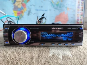 Estación multimedia móvil estéreo para automóvil Pioneer DEH P6900IB completamente funcional en buen estado - Imagen 1 de 22