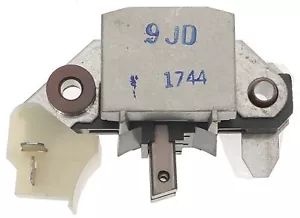 Voltage Regulator - Picture 1 of 3