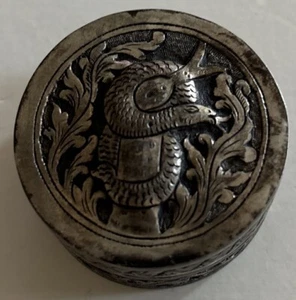 Antique 900 Silver Pill Round Box With Snake Ornate Decoration 32.7grams - Picture 1 of 13