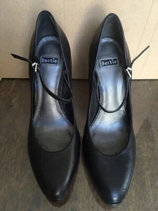ELEGANT HIGH HEELED BLACK LEATHER SHOES WITH ANKLE STRAP AND PLATFORMS 4.5 - Picture 1 of 7